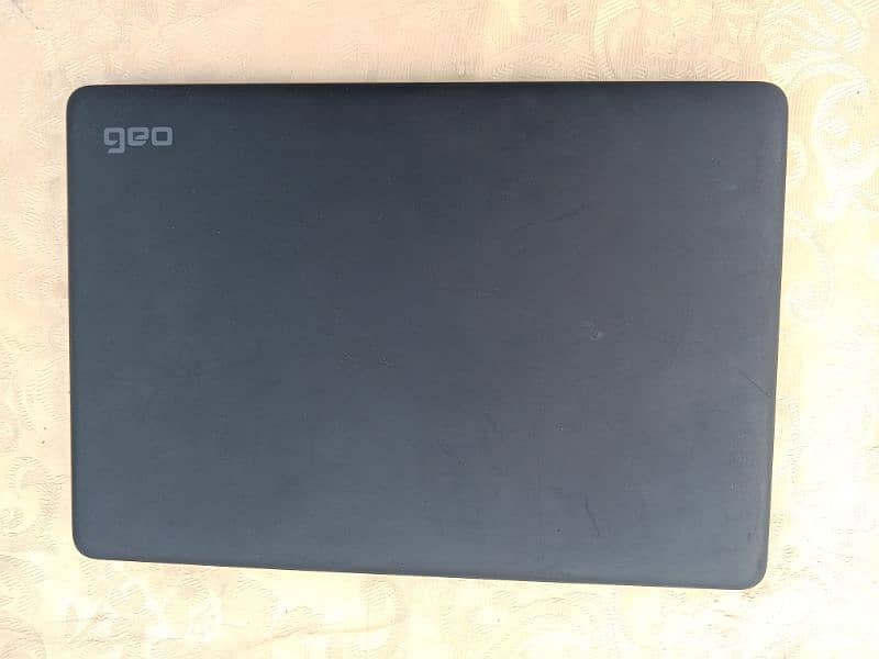 laptop Geo book 1E 4