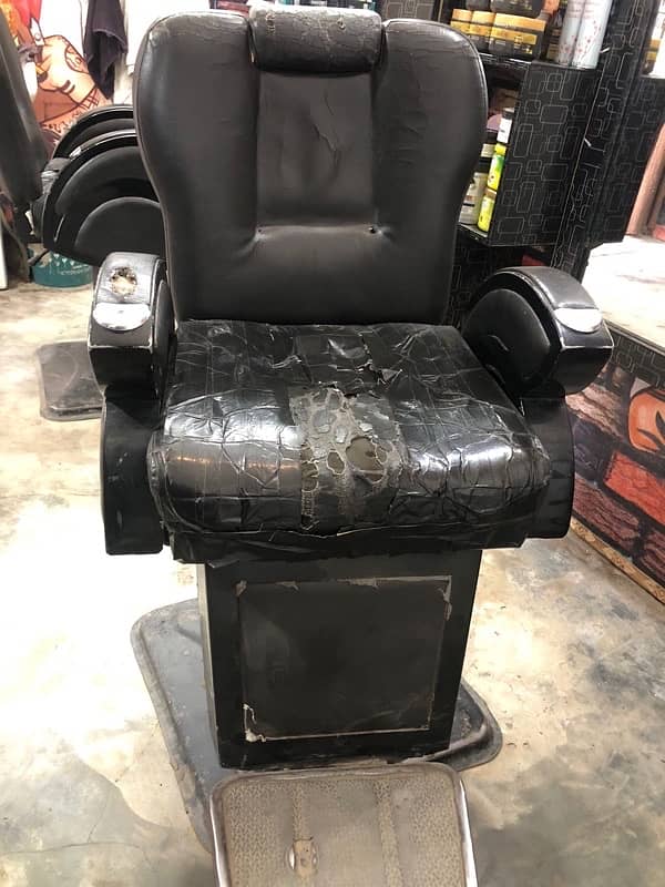 salon chair 2