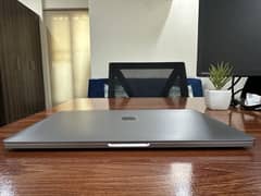 MacBook Pro M1 8gb/256gb Space Gray in 10/10 condition