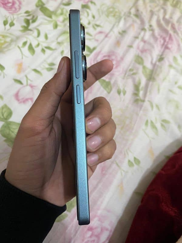 Redmi Note 13 Pro 4