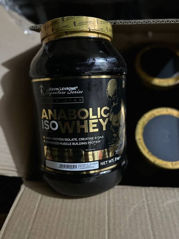 imported Protein,creatine,mass gainers avalible ph-no:03352725996 4