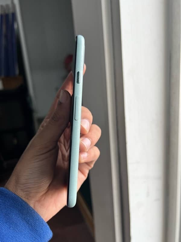 Google pixel 5 5g 128 (PTA) 4