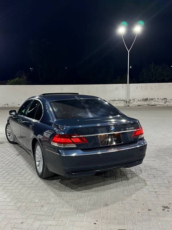 BMW 7 Series 2002 13