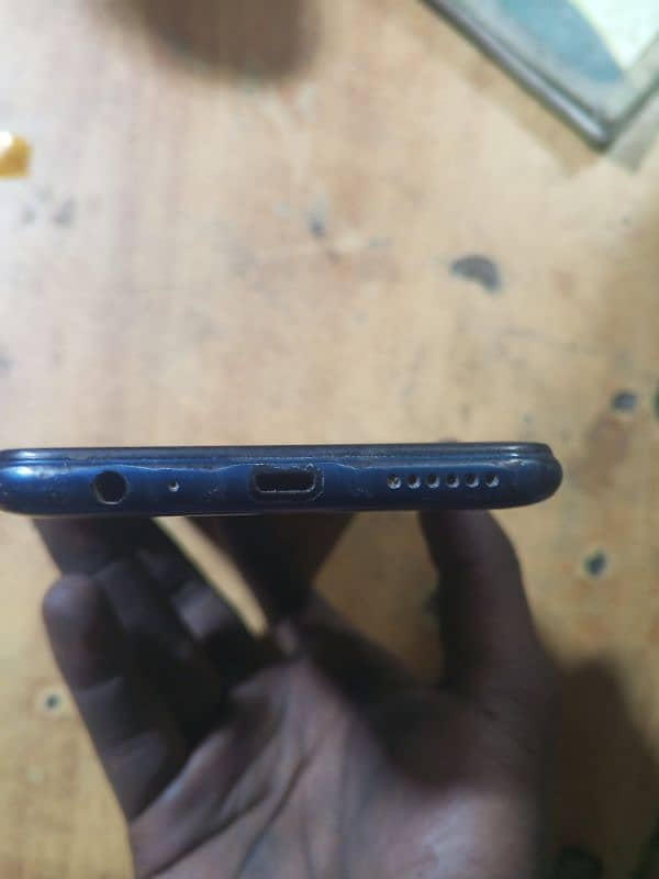 Infinix hot 10 4 64 2