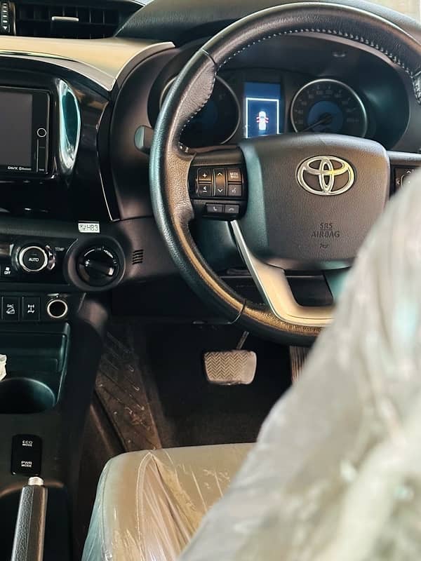 Toyota Hilux 2019 10