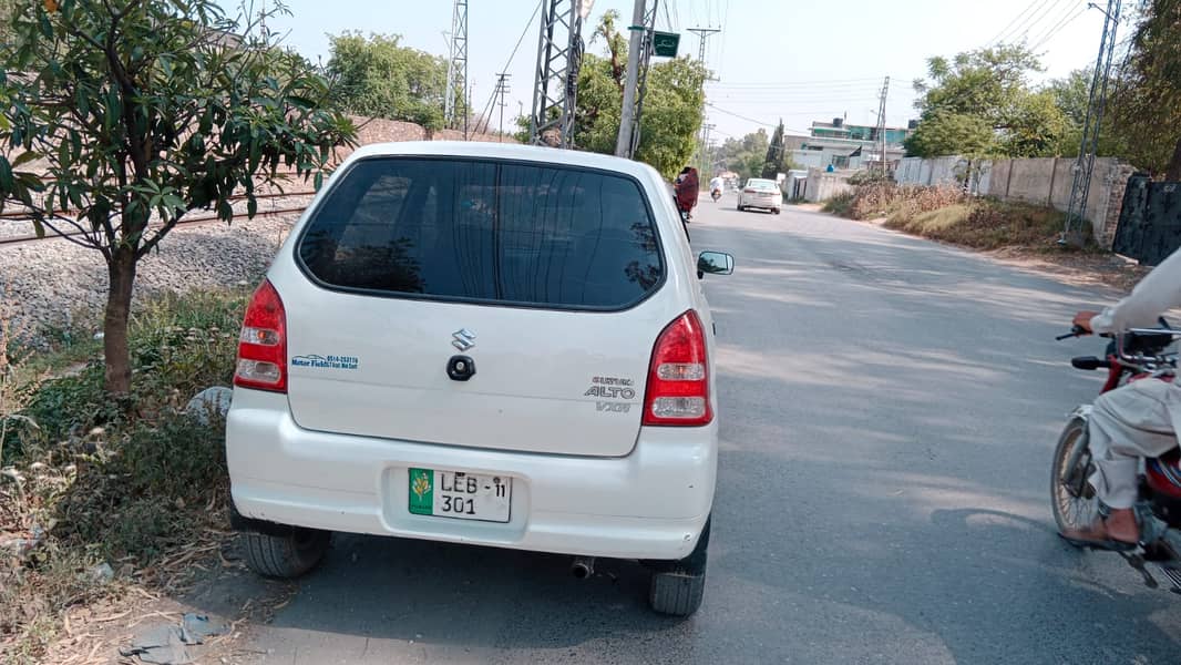 Suzuki Alto 2011 4