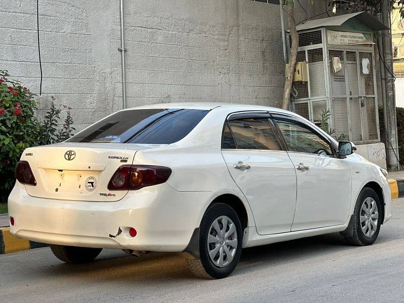 Toyota Corolla XLI 2010 3