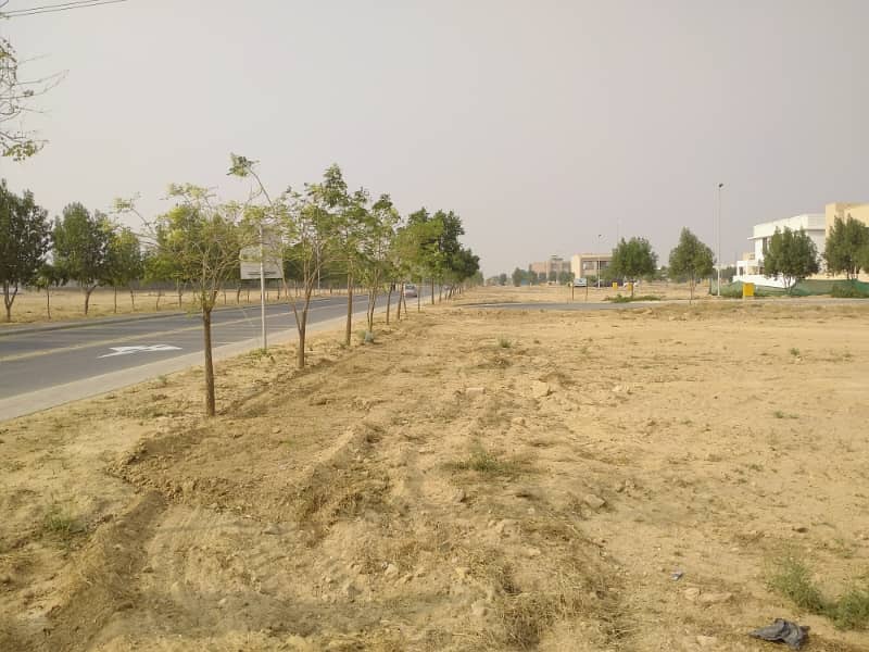 Precinct 1 Prime Location Residential Plot in populated precinct near Ginsoy Bahria Town Karachi 5