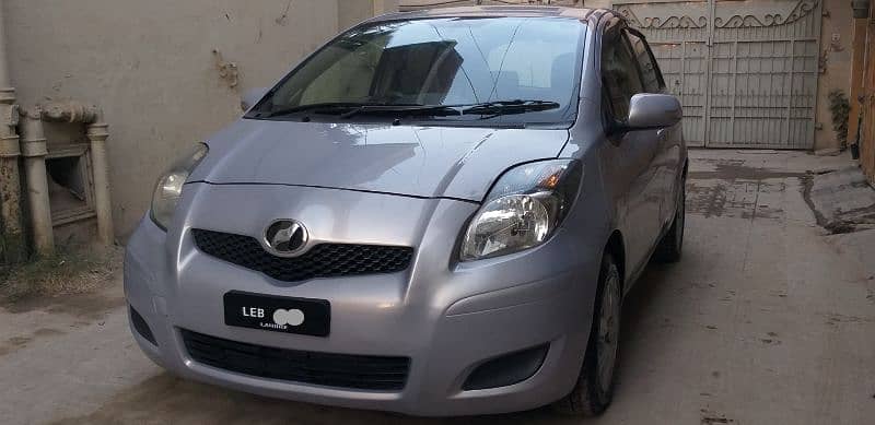 Toyota Vitz F 1.0 1