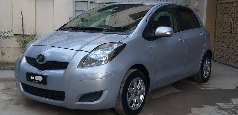 Toyota Vitz F 1.0 3