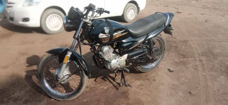 Yamaha ybr 125 2020 model 0