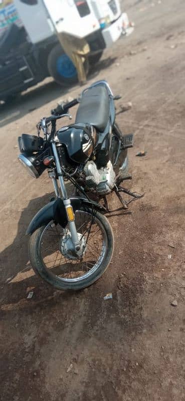 Yamaha ybr 125 2020 model 4