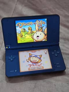 Nintendo DSI XL Very good condition with game