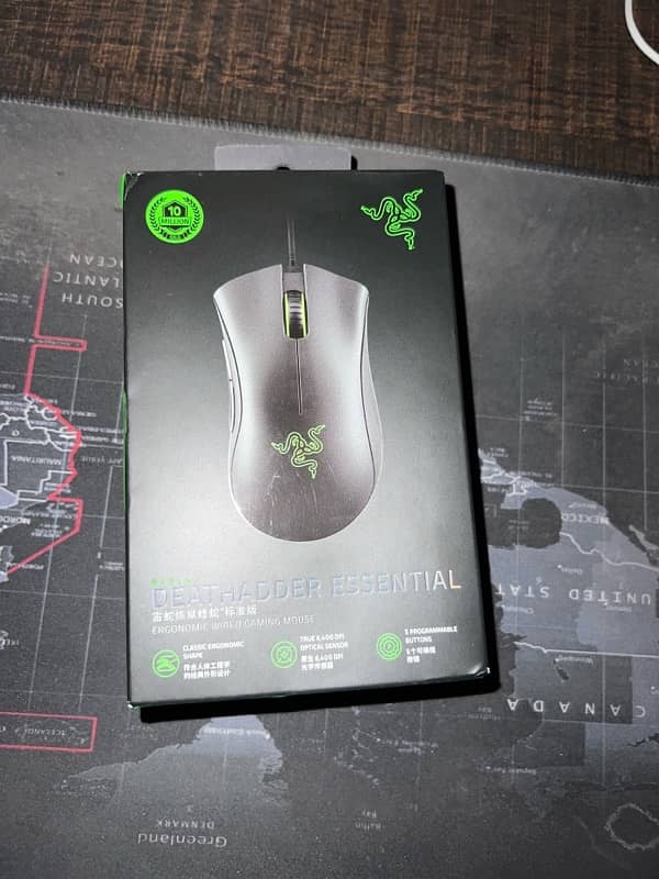 Razer Deathadder Essential brand new mouse 0