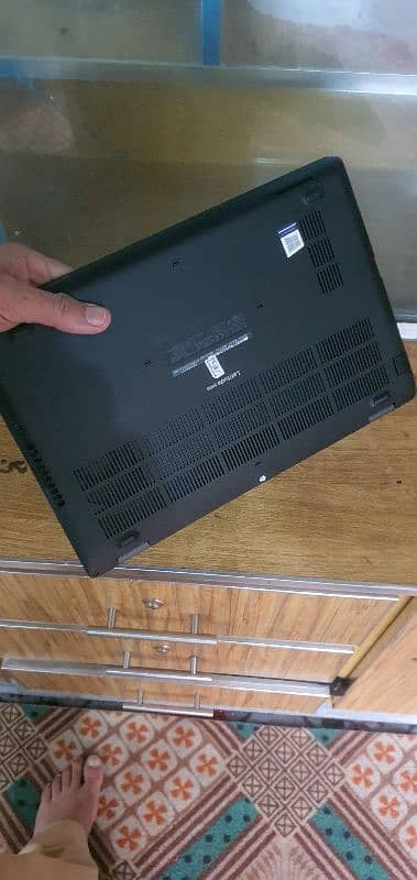 Dell Latitude Touch Laptop 5400 cor i5 -8th Generation For Sale 4