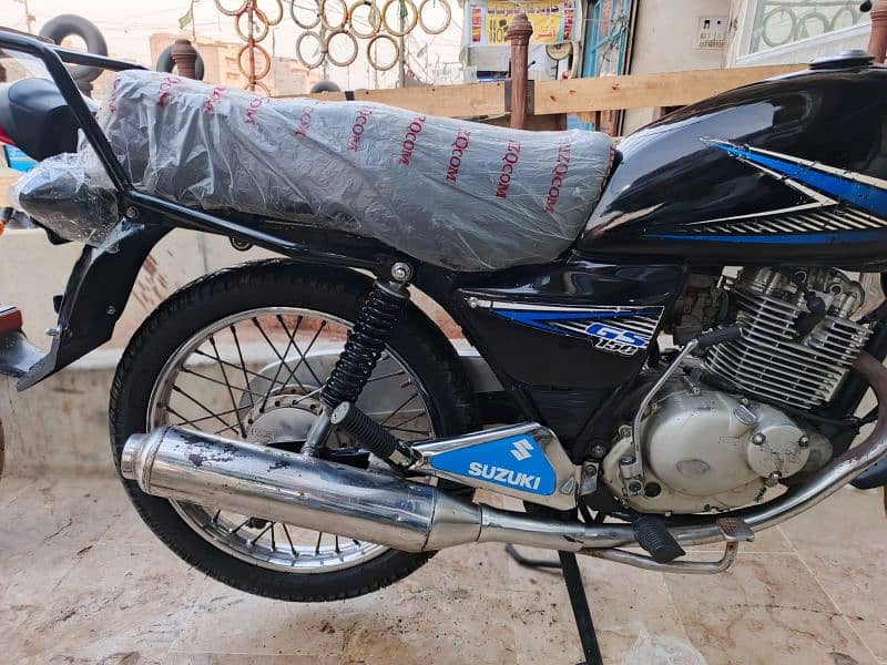 suzuki-150cc model-2016 karachi number 3