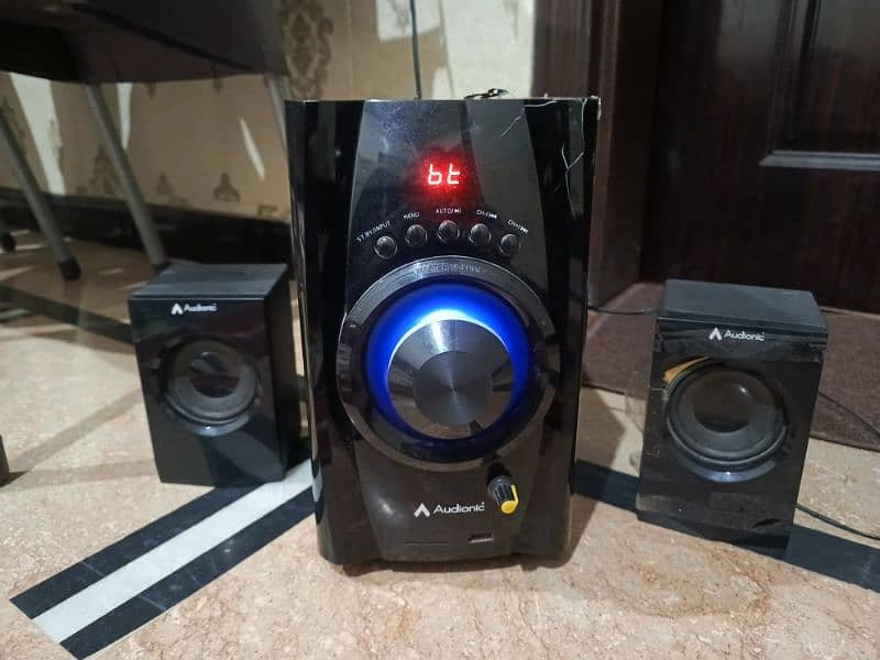 Audionic speakers mega 40 1