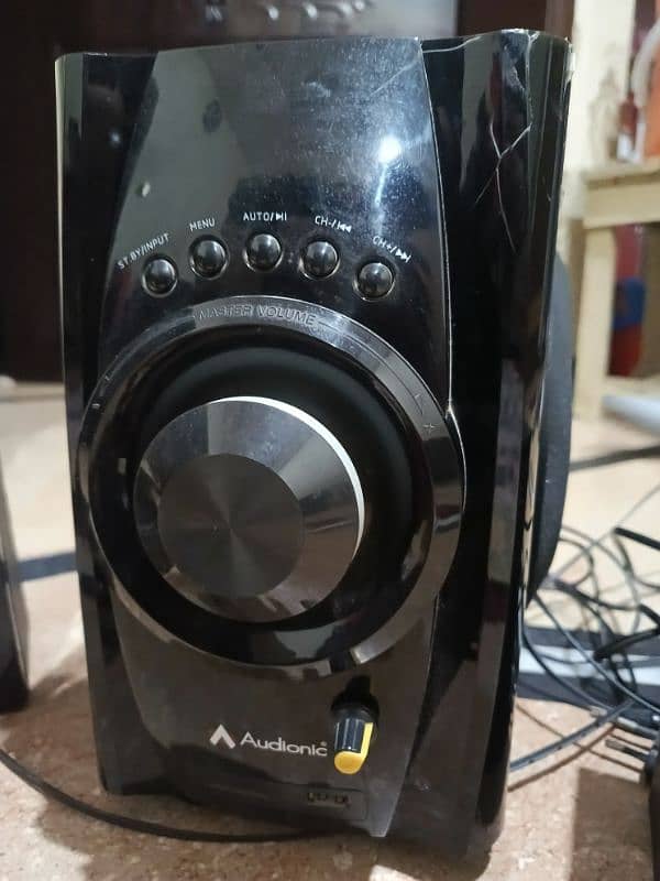 Audionic speakers mega 40 2