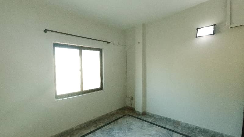 Ideal Prime Location Flat In Rehman Gardens Available For Rs. 12000000 2