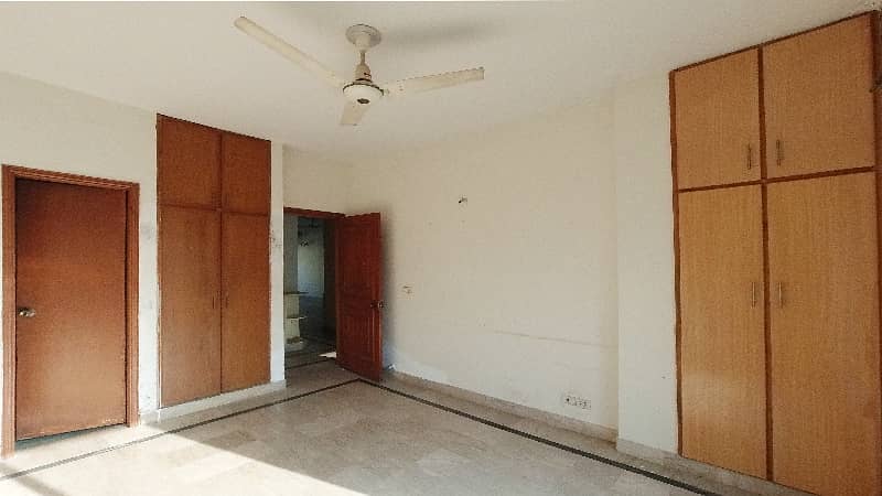 A Prime Location 7 Square Feet Flat Has Landed On Market In Rehman Gardens Of Rehman Gardens 9