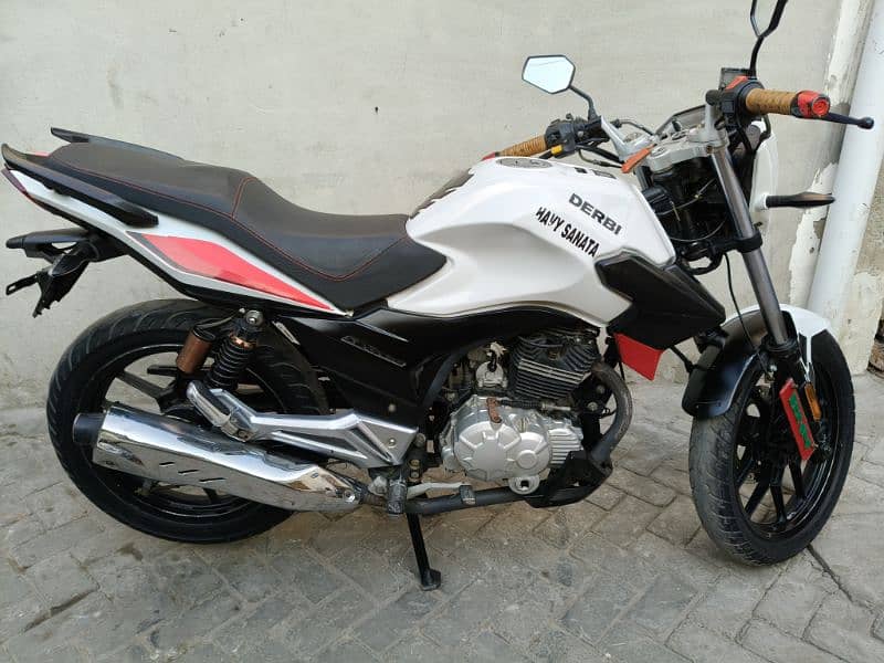 Derbi STX 150 2017 White Colour 1