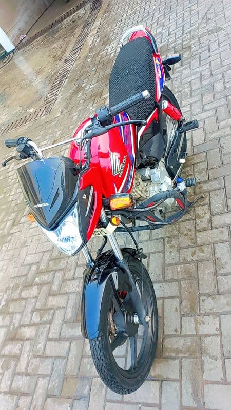 HONDA  CB-125F (0333-6285645) 2