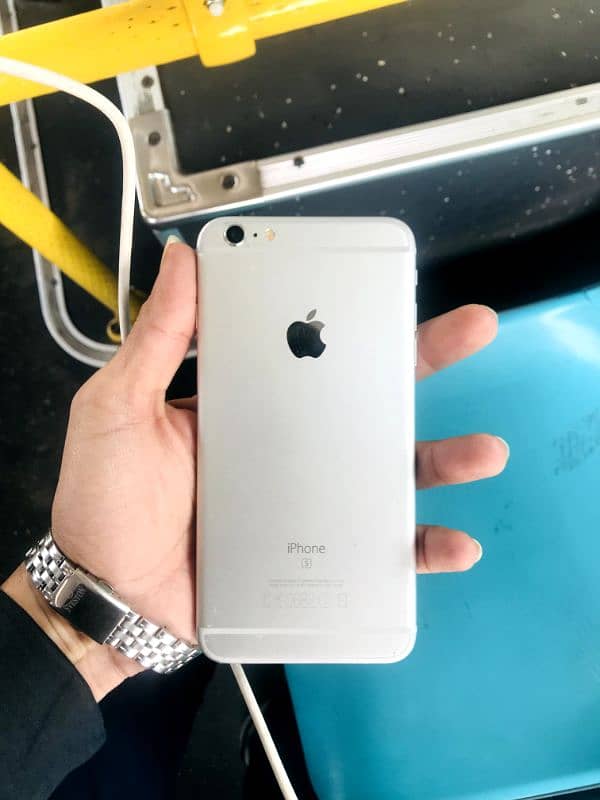 iPhone 6s plus / 128 PTA approved 0