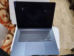 MacBook air M3  15 inch new in warranty 8/256