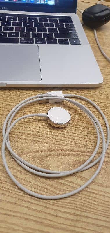 Apple Watch Series 8 Charger - Brand New 9/10 1