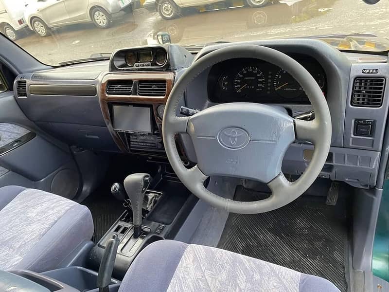 Toyota Prado 1996 6