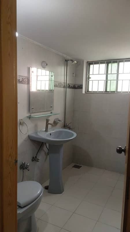 12 Marla 3 Bed Upper Portion For Rent In Korang Town 5