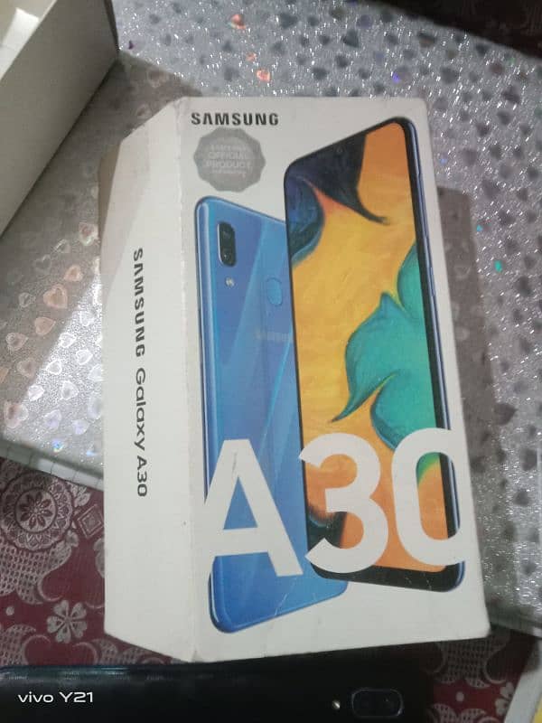 Samsung  A30 -4 Ram 64 Rom 4