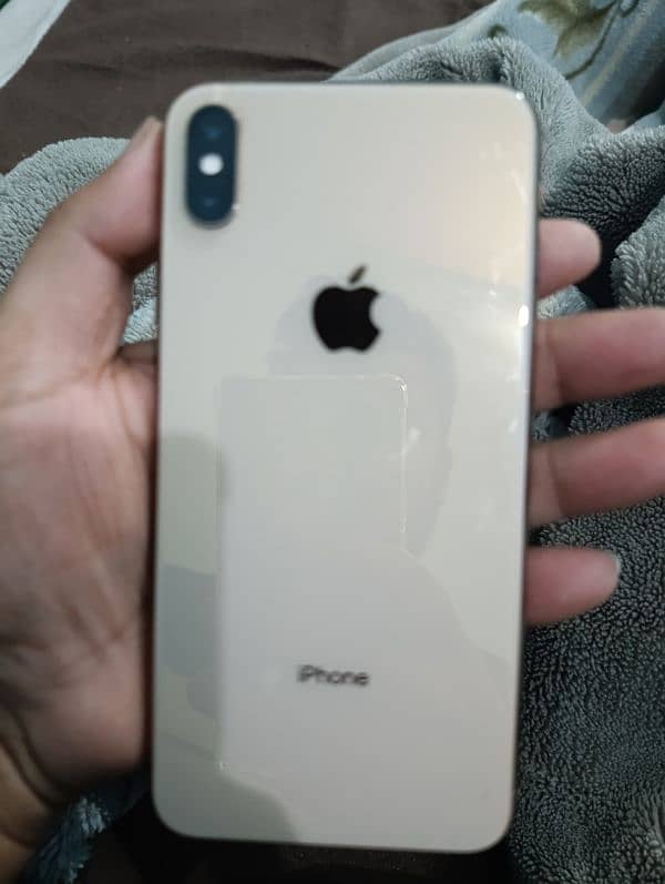 iPhone XS Max 0