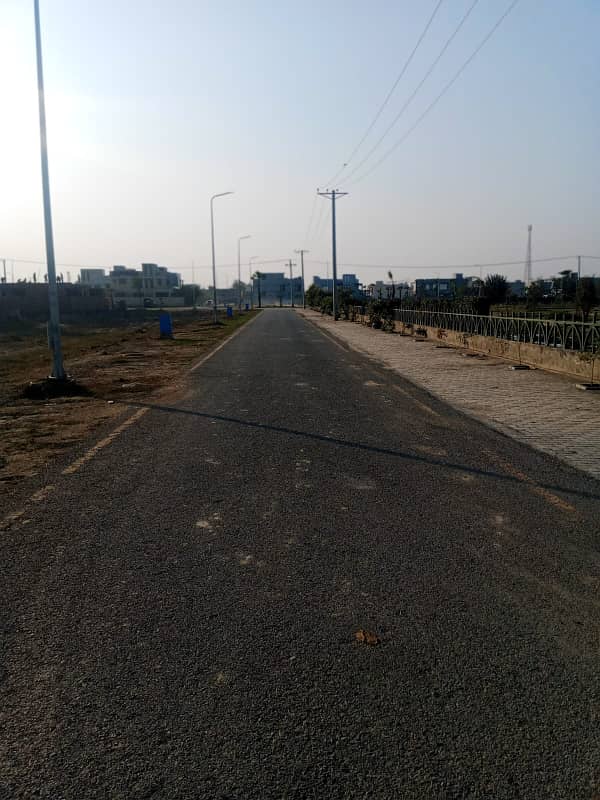 10 Marla Plot For Sale At Orchard Block Paragon PVT Limited Barki Road Lahore 0