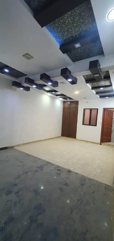 Gulshan e Shamim, 120 Sq Yd, Triple Story 0