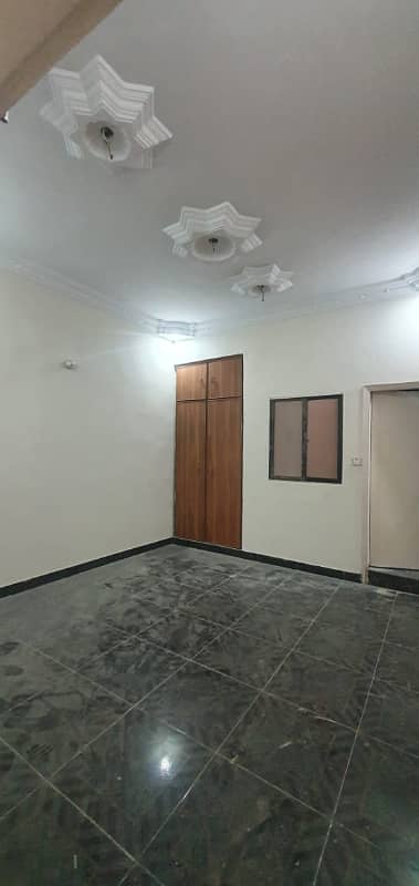 Gulshan e Shamim, 120 Sq Yd, Triple Story 17