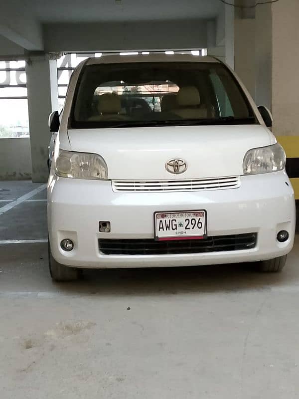 Toyota Porte 2006 4