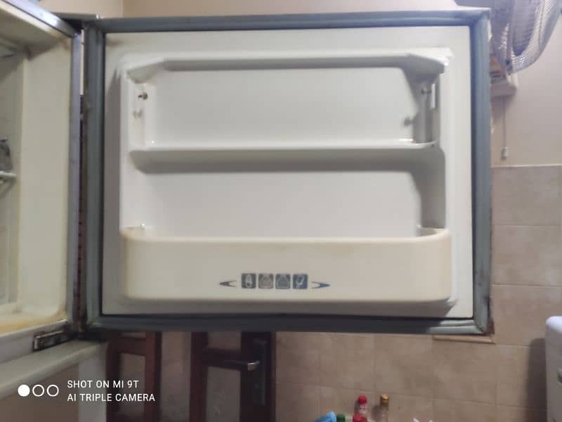 dawlance refrigerator for sale 10