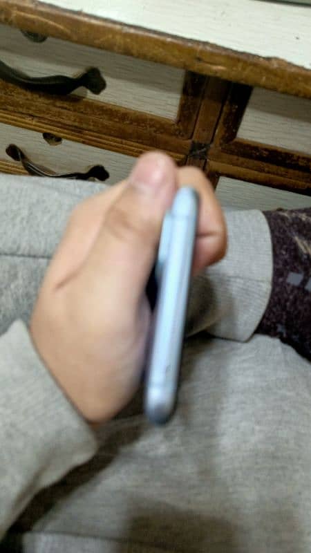 I am selling my OnePlus 9r 5