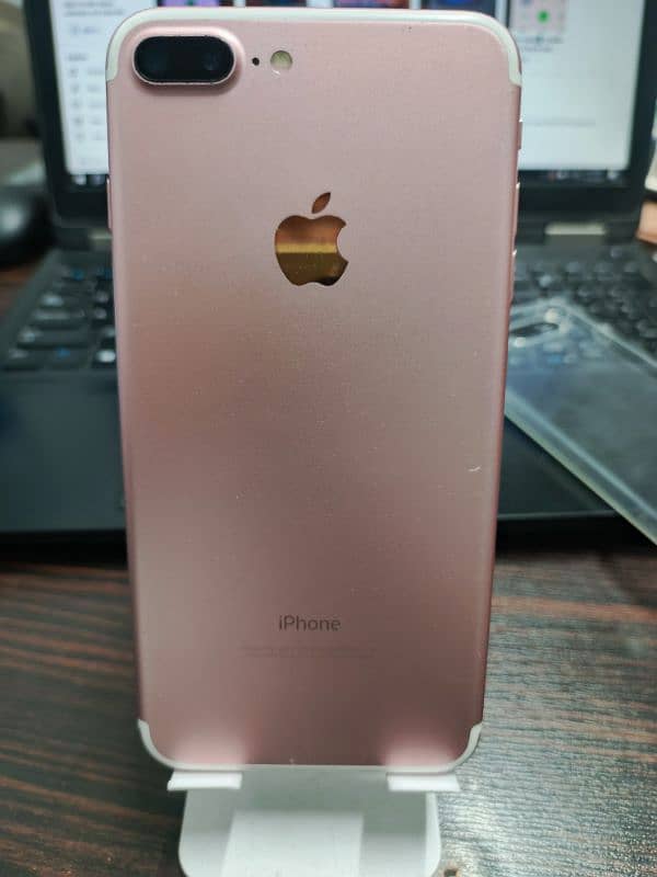 Iphone 7 plus 128 GB PTA Approved  PKR: 28000 2