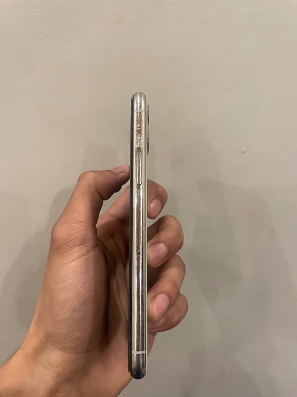 iphone 11pro 256gb non pta not jv 4months sim working 2