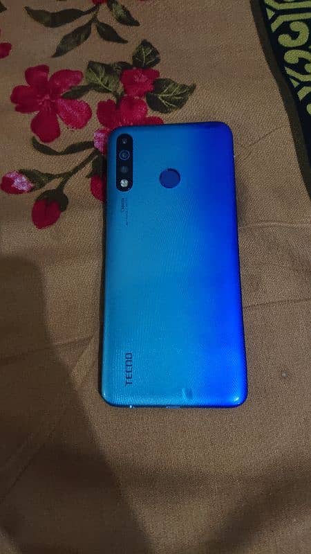 Tecno camon 12air 64gb 1