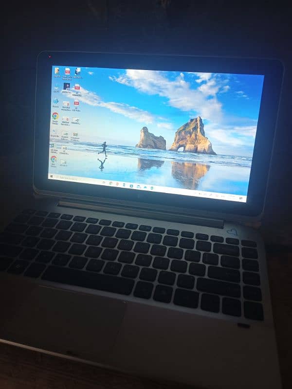 Laptop Y11b for sale 1