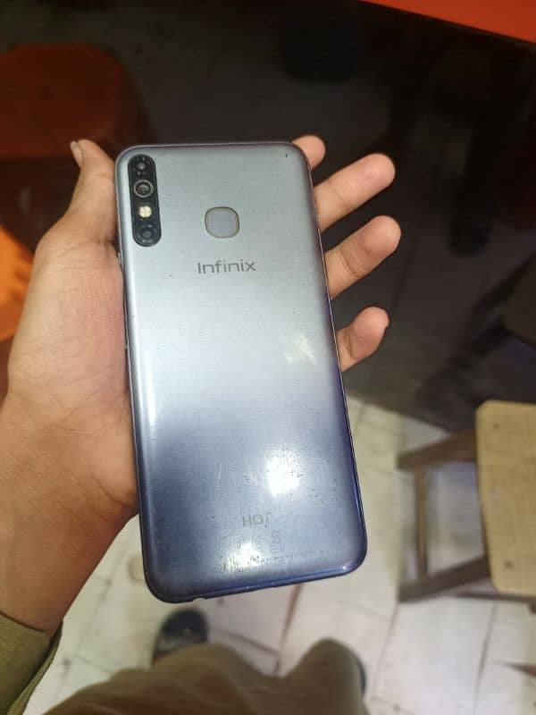 infinix Hot 8 0