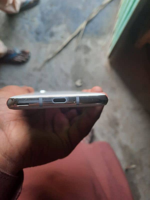 Aquos R3  for sale condition 10/9 Ram. Rom. 6/64.03026136523 1