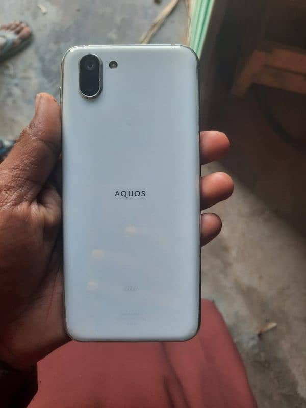 Aquos R3  for sale condition 10/9 Ram. Rom. 6/64.03026136523 3