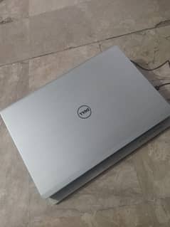 Dell Inspiron laptop 17.3" display 10/10 condition