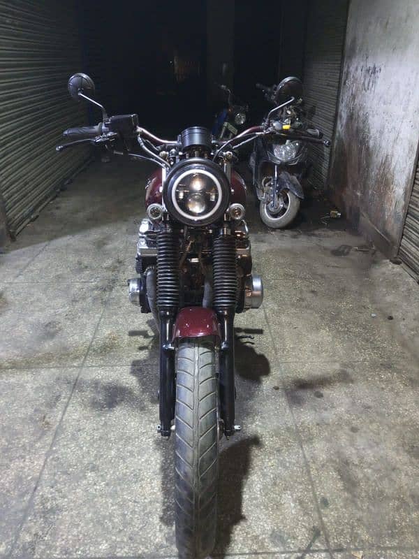 Suzuki GS 750 10