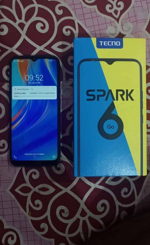 Tecno spark 6 go 4+64 with complete saman All okay 0