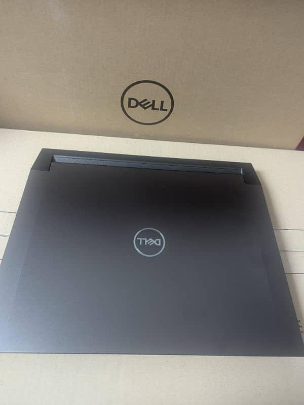 Dell G-16 core I9 13 gen 240hz with 4070 2